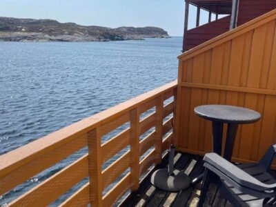 Seaside apartment with balcony A1