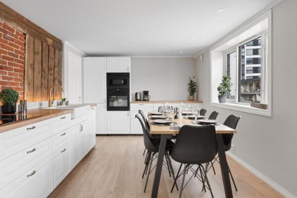 ARCTIC HOMES – Historical Tromsø NEWLY RENOVATED