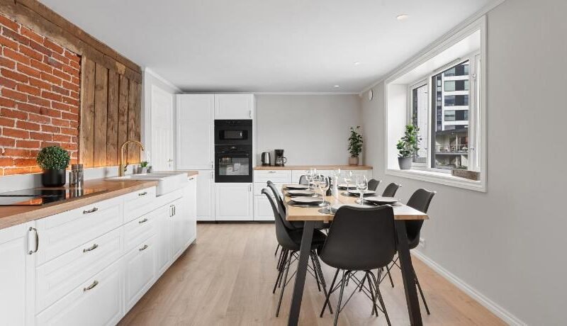 ARCTIC HOMES – Historical Tromsø NEWLY RENOVATED