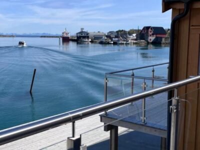 The Harbour House, dorm and twin, selfservice hostel