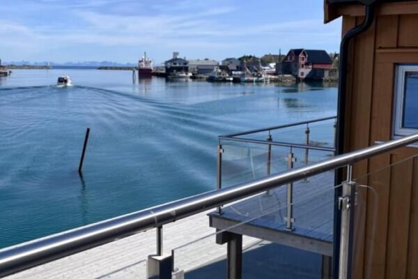 The Harbour House, dorm and twin, selfservice hostel