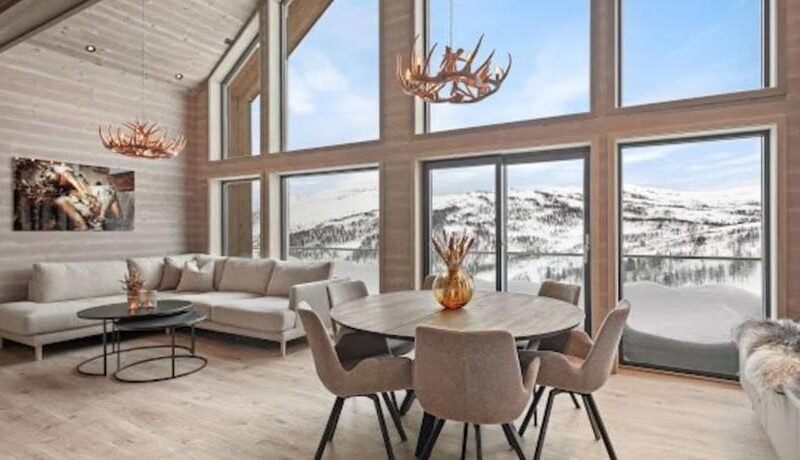 Flygende utsiktshytte med magisk utsikt