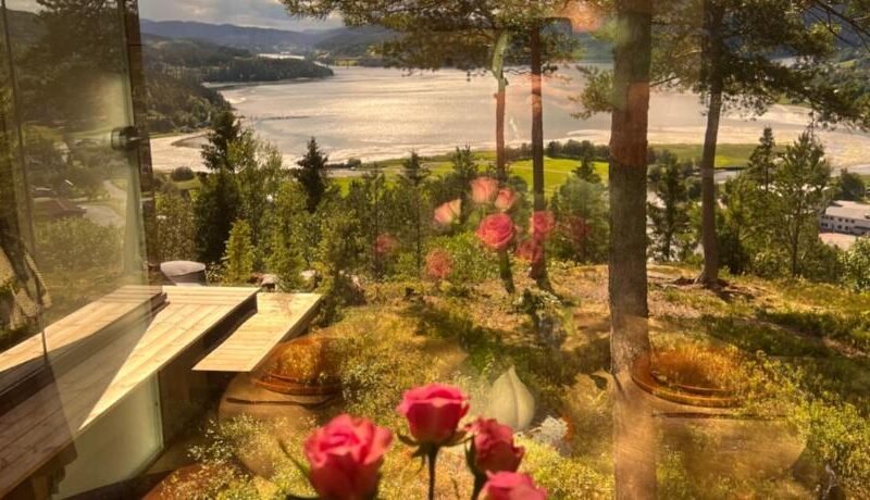 Speilsuite med egen badstue og panorama