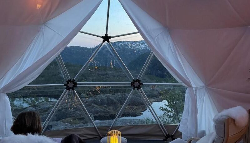 Handeland Lodge I Arctic Dome
