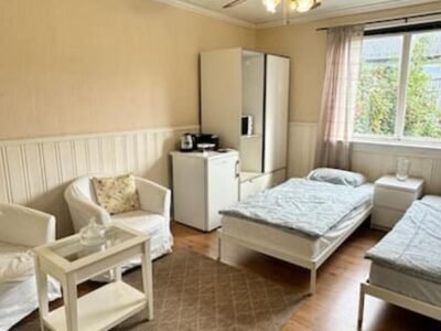 Private room and bathroom in the heart of Drammen