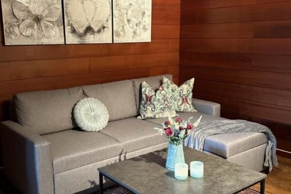 Nyoppusset og romslig leilighet med 6 soveplasser i et familievennlig omrade