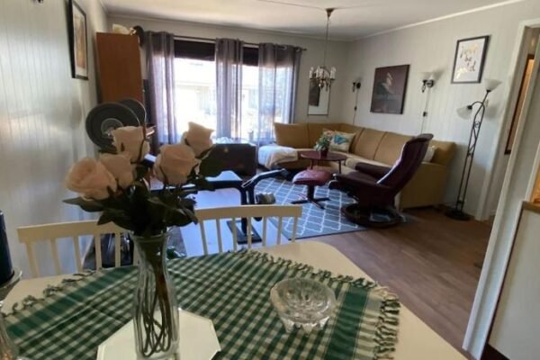 Cozy apartment near city center and nature