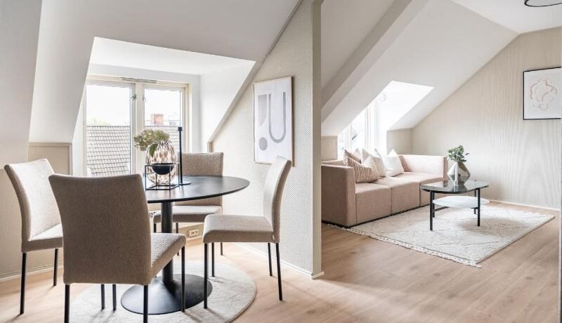 Super Central renovated flat, next to Solsiden, Free Private Parking right outside !