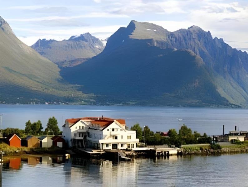 Sunde Fjord Hotel