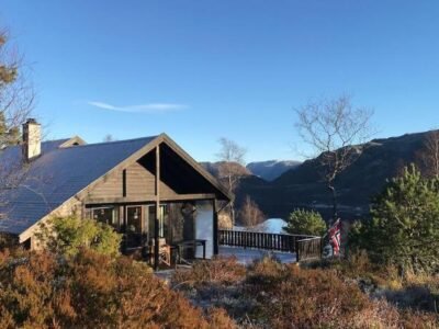 Nice mountain cabin between Pulpit Rock and Kjerag