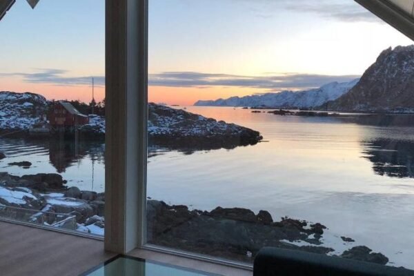 Fisherman`s Cabin Lofoten