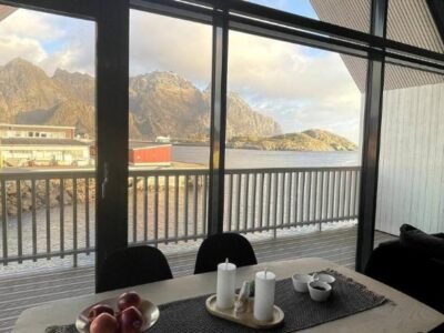 Rorbuleilighet i toppetasjen i Henningsvær