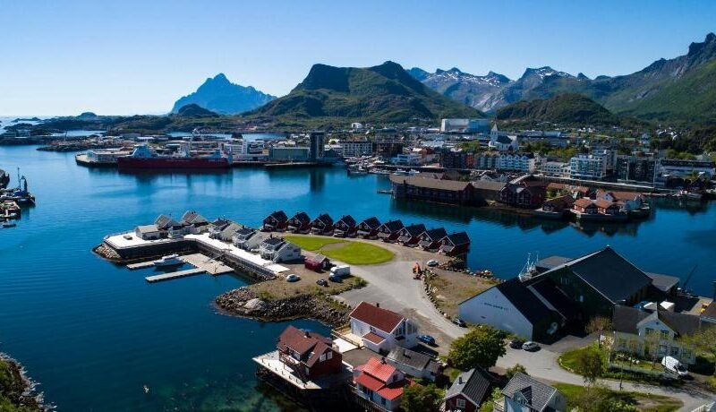 Svolvær Havn Waterfront Villa
