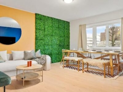 Dinbnb Apartments l Free Parking l 5 Min From Torget l Nearby Coast I Newly Furnished