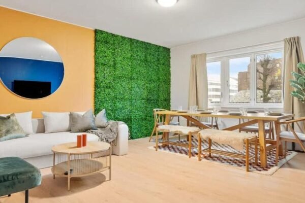 Dinbnb Apartments l Free Parking l 5 Min From Torget l Nearby Coast I Newly Furnished