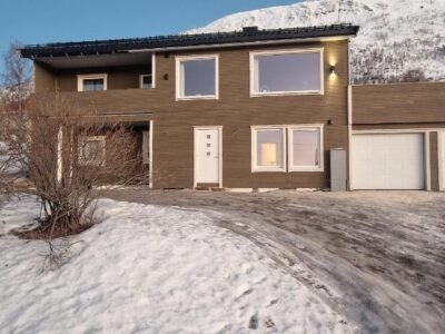 apartment With fantastic view and parking