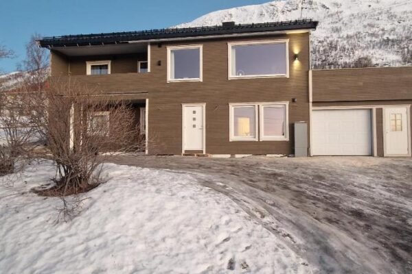 apartment With fantastic view and parking