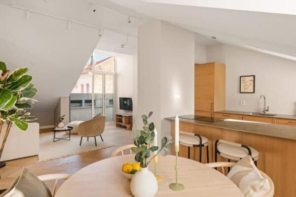 Løkka Suites I Penthouse with Private Rooftop I 2 Bedrooms & 2 Bathrooms