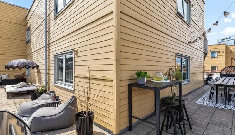 DINBNB APARTMENTS l Unbeatable Location l Priv Rooftop l Self Check-in