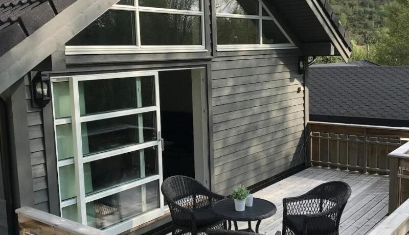 Amazing home in the heart of Nordfjordeid