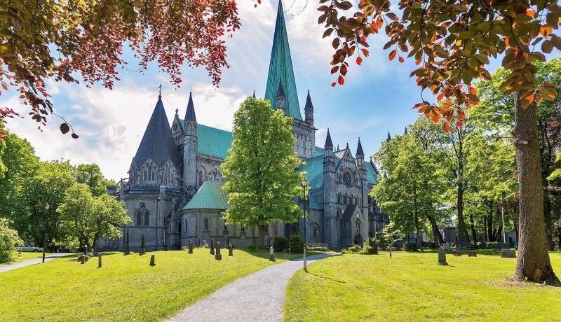 Du vil elske a bo her! Et lite, men koselig sted med perfekt beliggenhet!