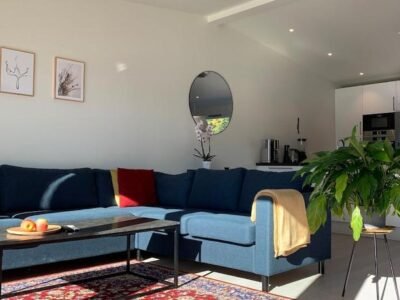 Elegant Townhouse, Breathtaking Views and Free Parking