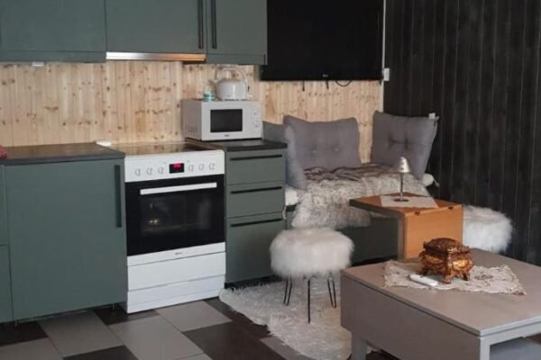 Apartment for rent just in front of the midnight sun staircase