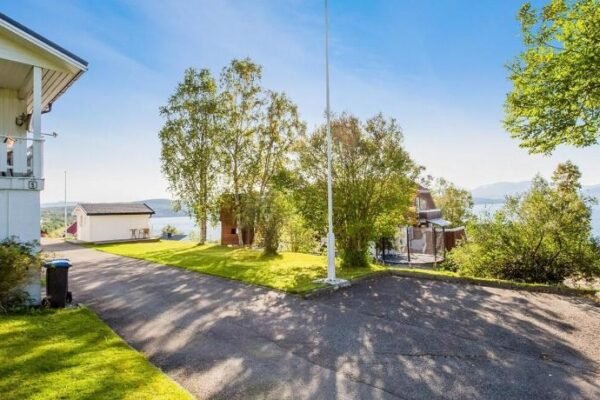 Leilighet pa Finnsnes, Senja