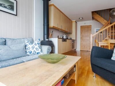 Modern Seahouse in Svolvær with stunning views!