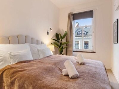 DINBNB Apartments l Stylish Apartment – Fireplace & Fully Equipped