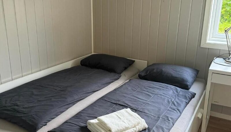 Room with shared kitchen and bathroom nr 3