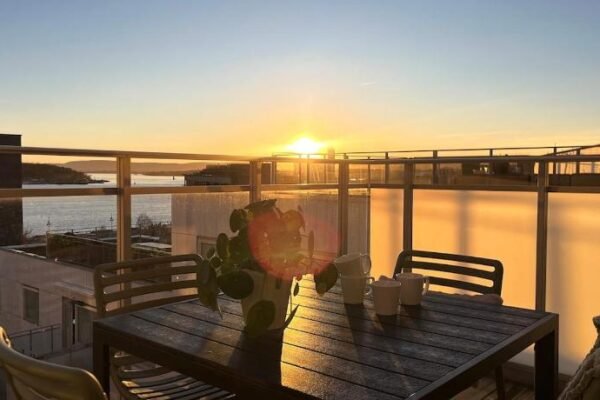 112 sqm penthouse with an OMG Fjord View