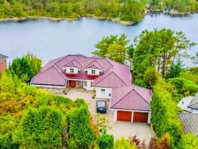 Waterfront Villa w/Boat&kayaks. 15min from Bergen