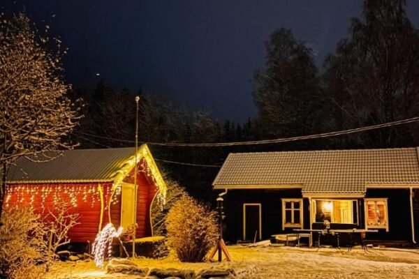 Old Farmhouse Retreat with jacuzzi and sauna