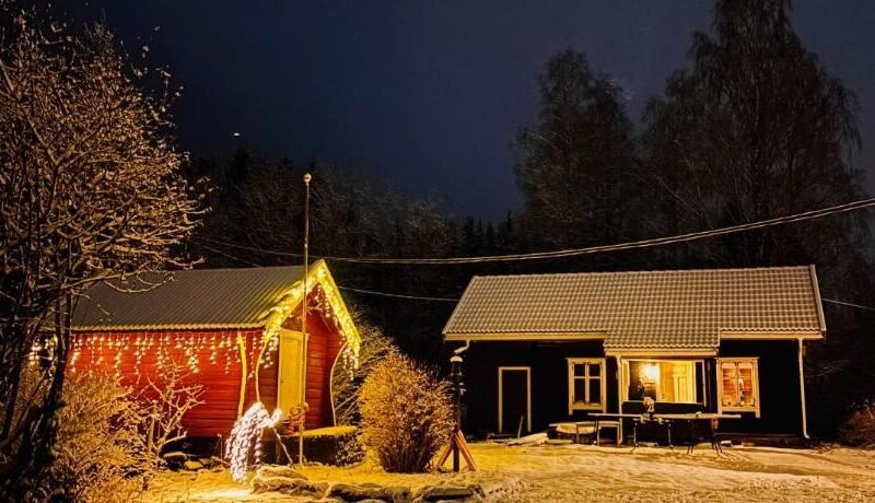 Old Farmhouse Retreat with jacuzzi and sauna