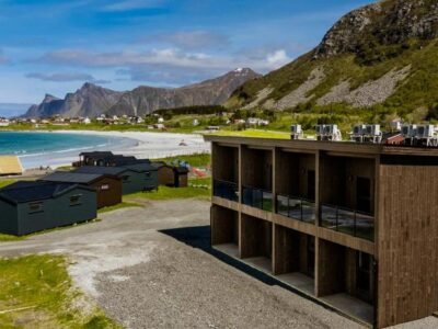 Arctic Apartments – Ramberg Beach