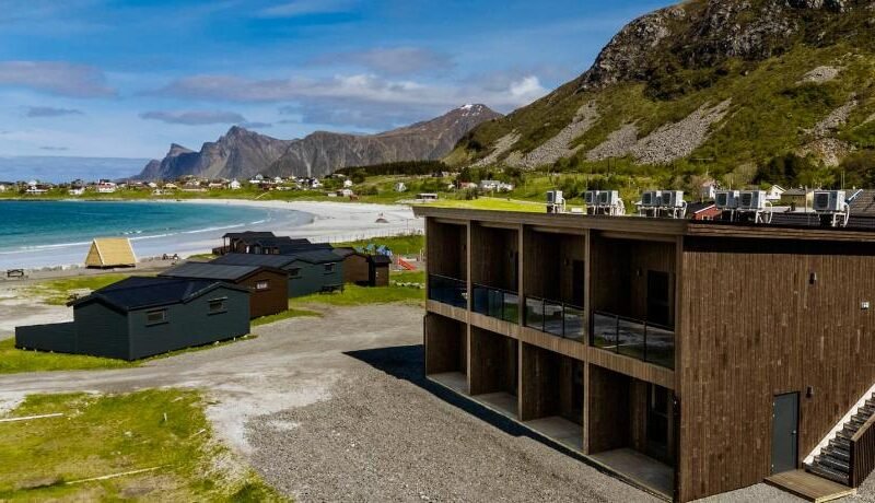 Arctic Apartments – Ramberg Beach
