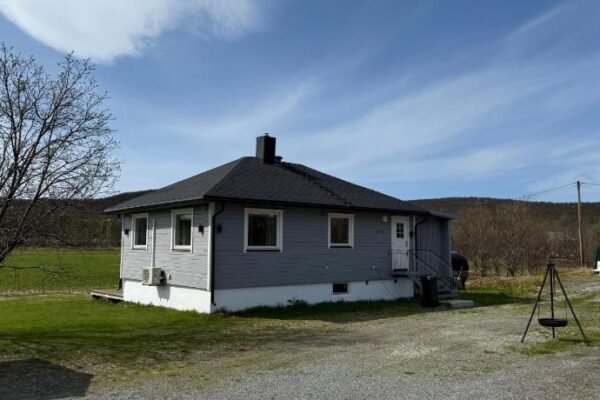 Koselig hus i sentrum av Olderfjord