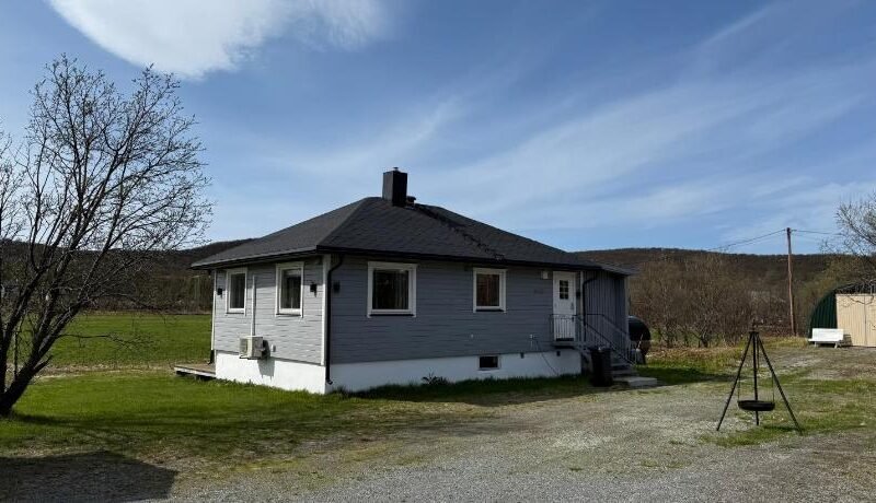 Koselig hus i sentrum av Olderfjord