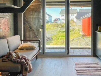 Seaside Boathouse In Veiholmen