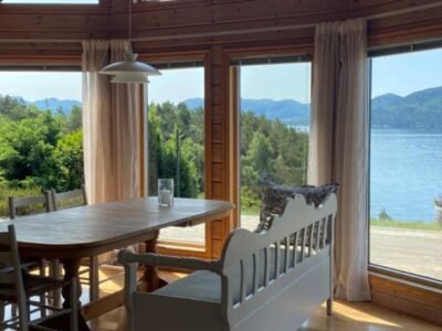 Fjordview Family Cabin