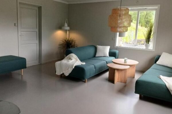Nesvika 5 bedroom holiday home, only 25 min from Bergen