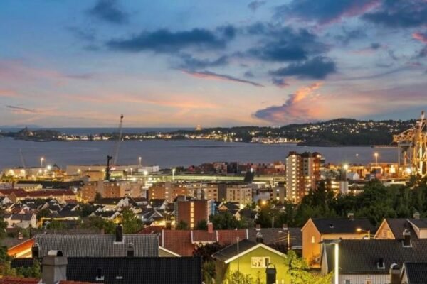 Leilighet nær Color Line i Larvik
