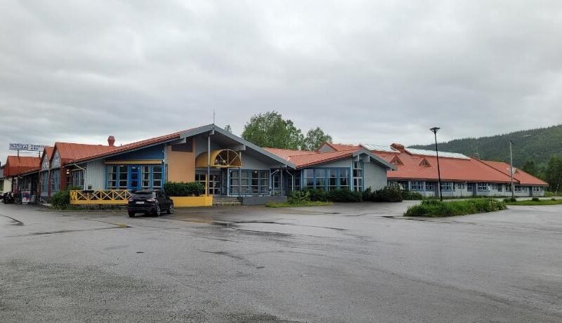 Trones Hotell & Camping