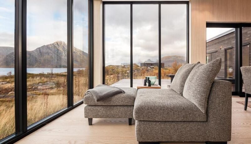 New lodge at seaside, near Henningsvær Lofoten
