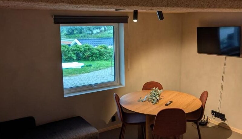 Lofoten Apartment 02