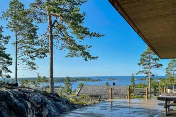 New Cabin With Sea View In Risør
