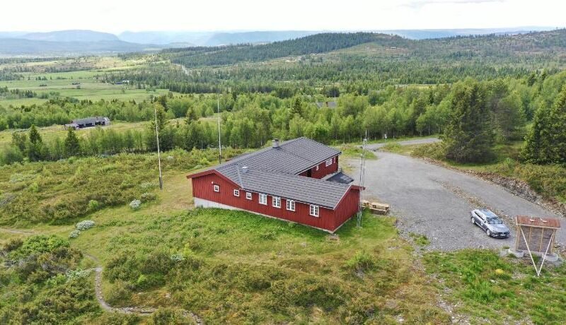 Red Cross Cabin, Spacious mountain lodge