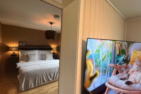 Røstad Apartment – with Kitchen and Free Parking