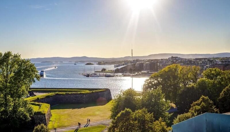 Oslo City Centre – Fortress & sea view